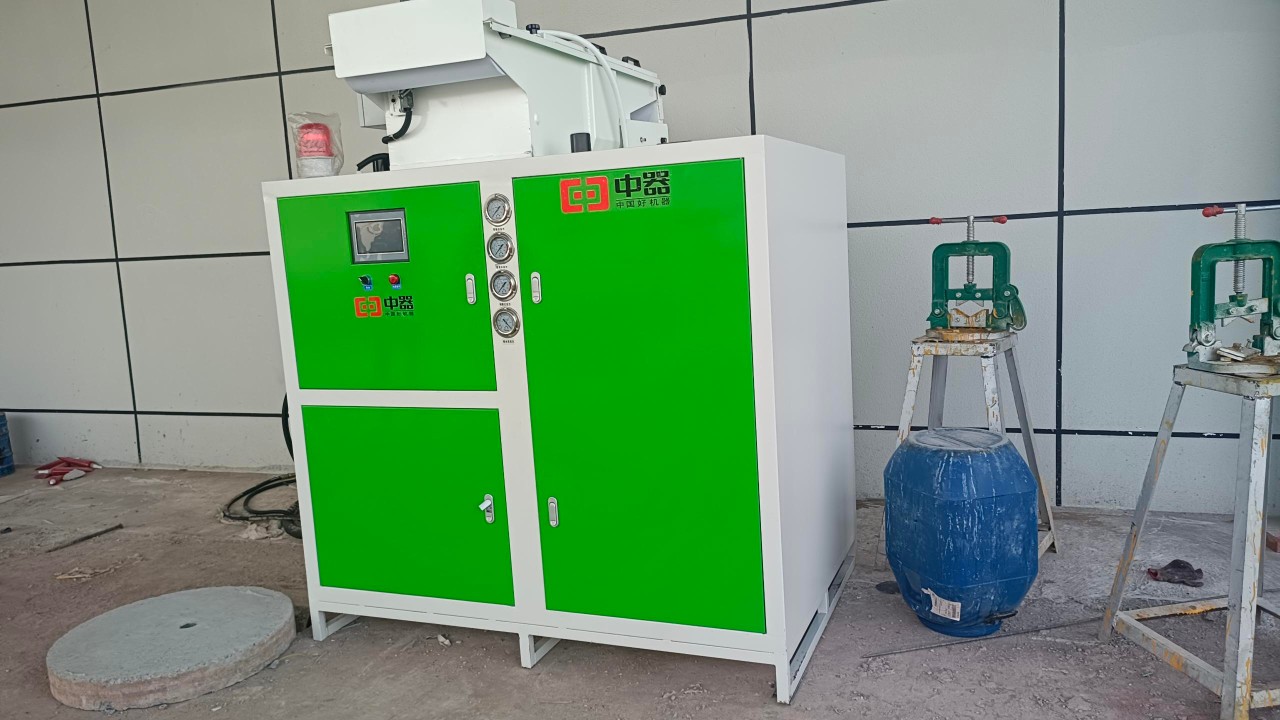 铸件脱模 铸件脱模